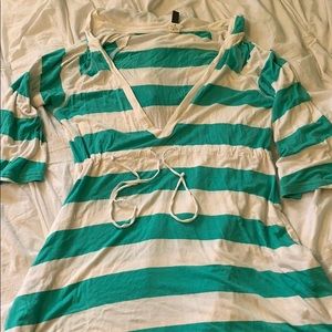 Coverup with two large pockets